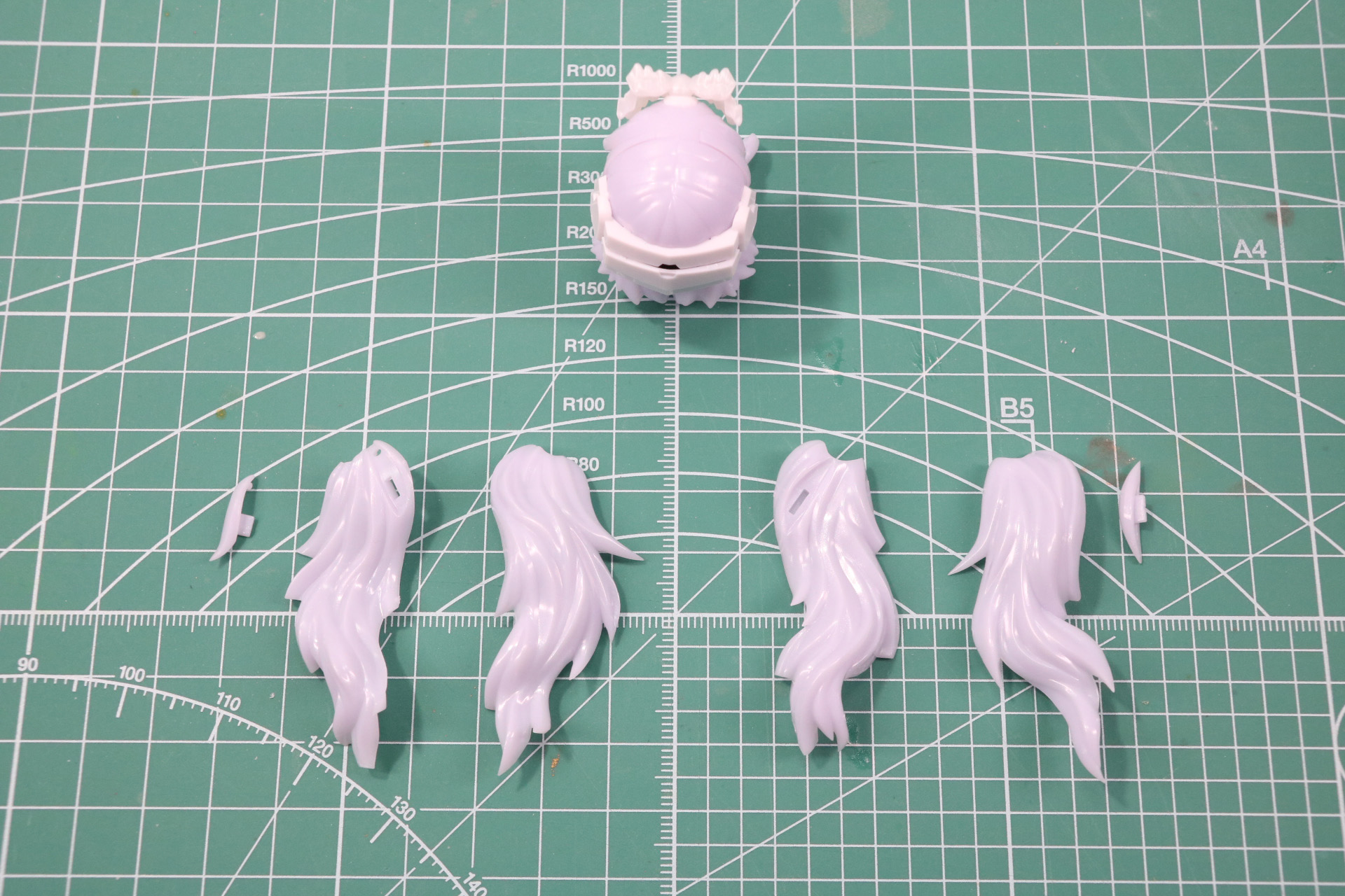 後ろ髪の軸可動に後ろ髪を合わせる