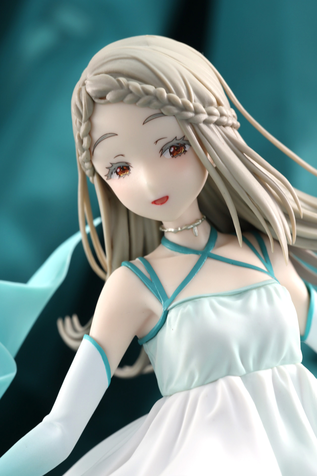 篠澤 広らしさが表現された表情。編み込みも細かく造形されている