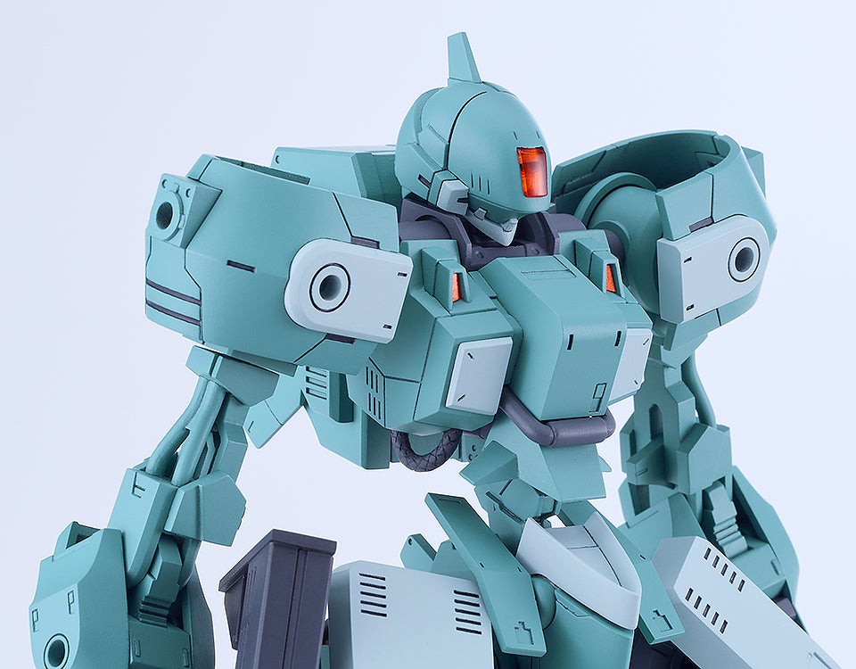※別売りのティタノマキアシリーズと組み換えが可能。画像は「MODEROID SIDE：GR エーデルシュタインⅡ（ツヴァイ）」（別売）、「MODEROID SIDE：GR アークラウド」（別売）、「MODEROID SIDE：R フォーゲルグ」（別売）、「MODEROID SIDE：R ブリッツシュラーク」（別売）との組み換え例です。