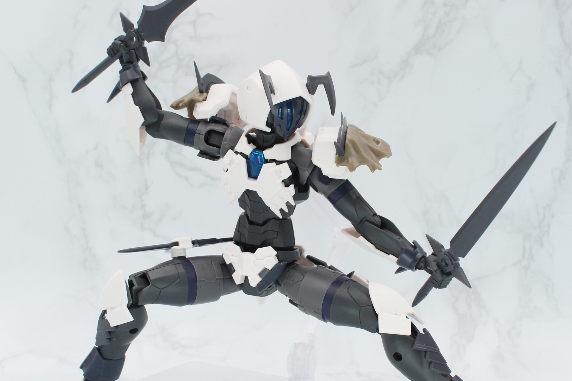 アサシンの器用さを生かした2刀流はソードでも決まる