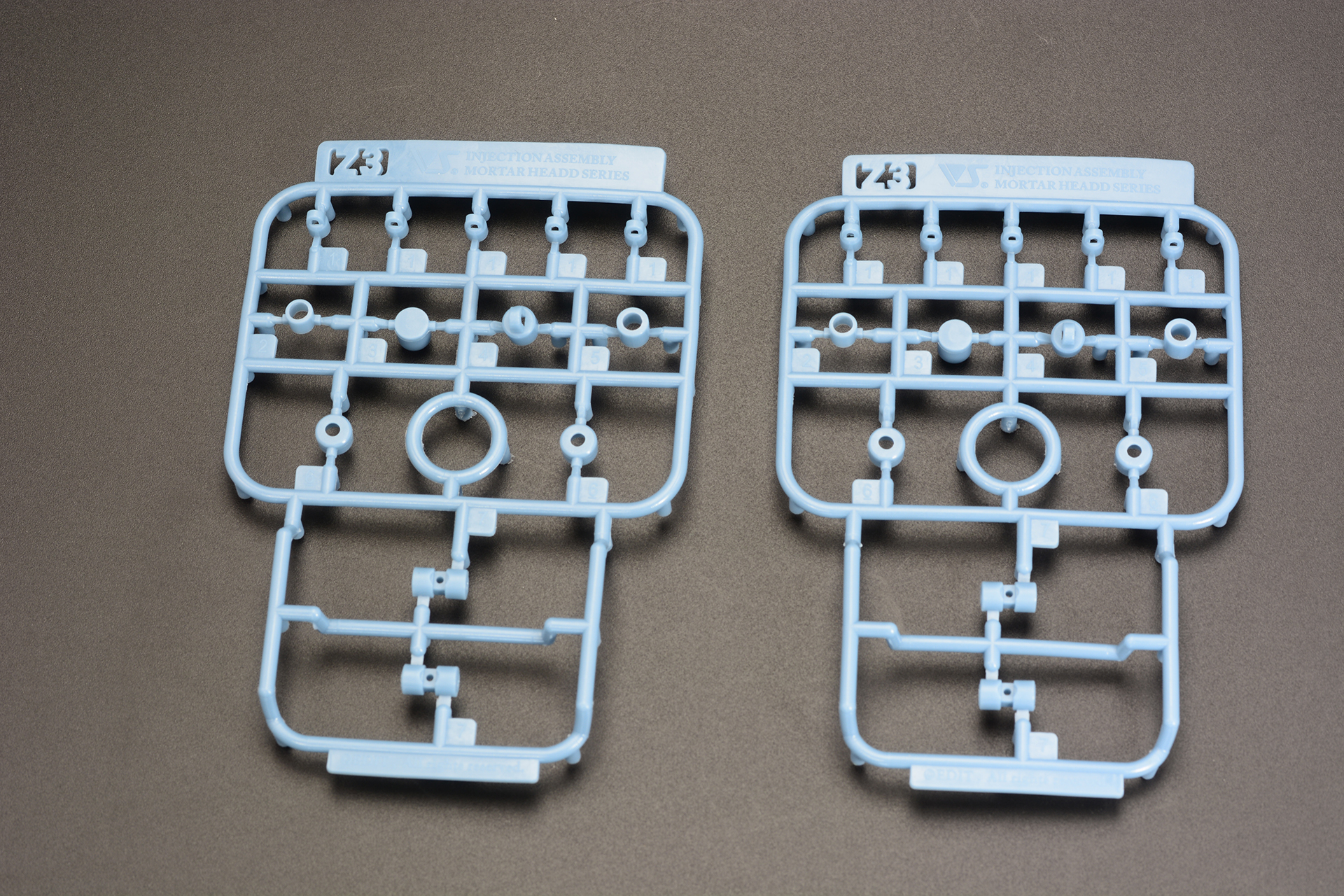 関節部に使用されるポリエチレン樹脂パーツ