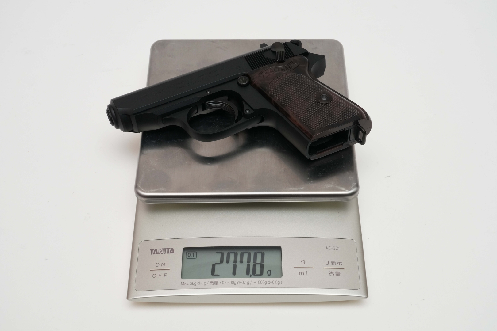 銃本体が実測277.8g