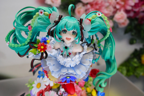 華やかさ全開の「初音ミク JAPAN LIVE TOUR 2025 ～BLOOMING