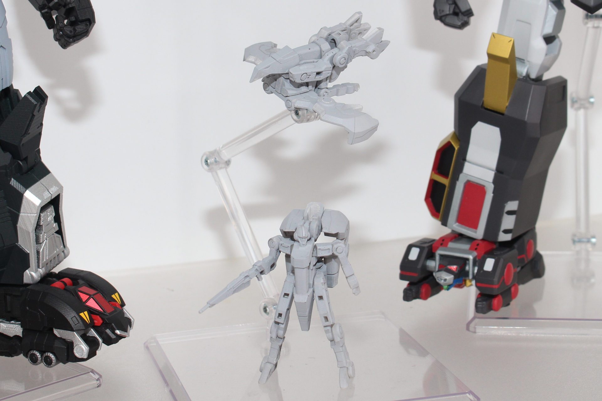 イーグルファイターはこのサイズで完全変形が可能だ