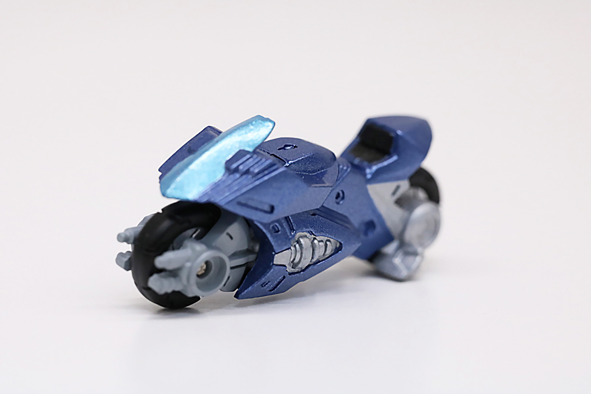 「T-SPARK」のロゴカラーを表現したロードヴァイパー