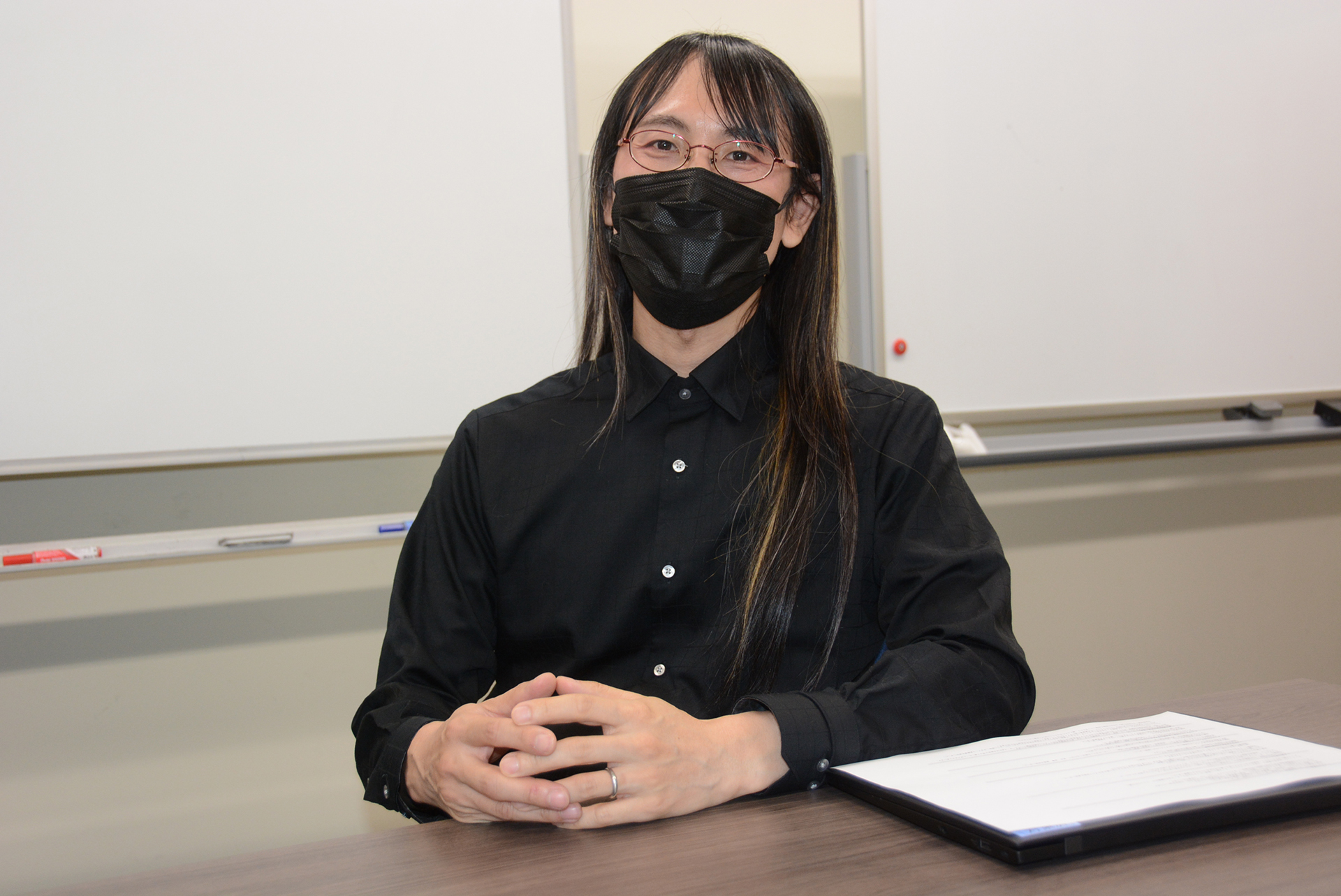 Cerevo取締役の椚座淳介氏。本製品に関しては生産担当を務めた