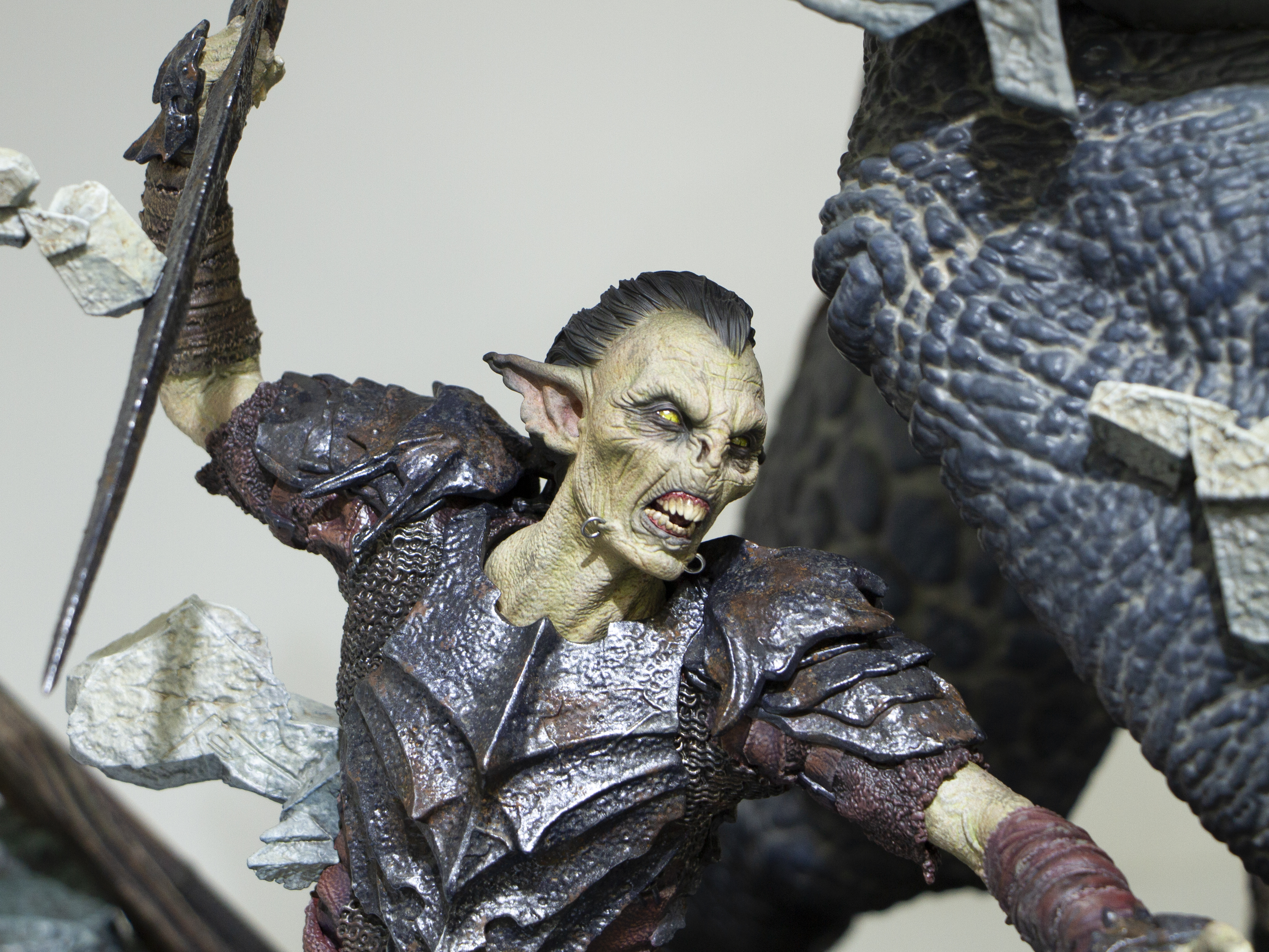 凶暴な顔を細やかに再現している