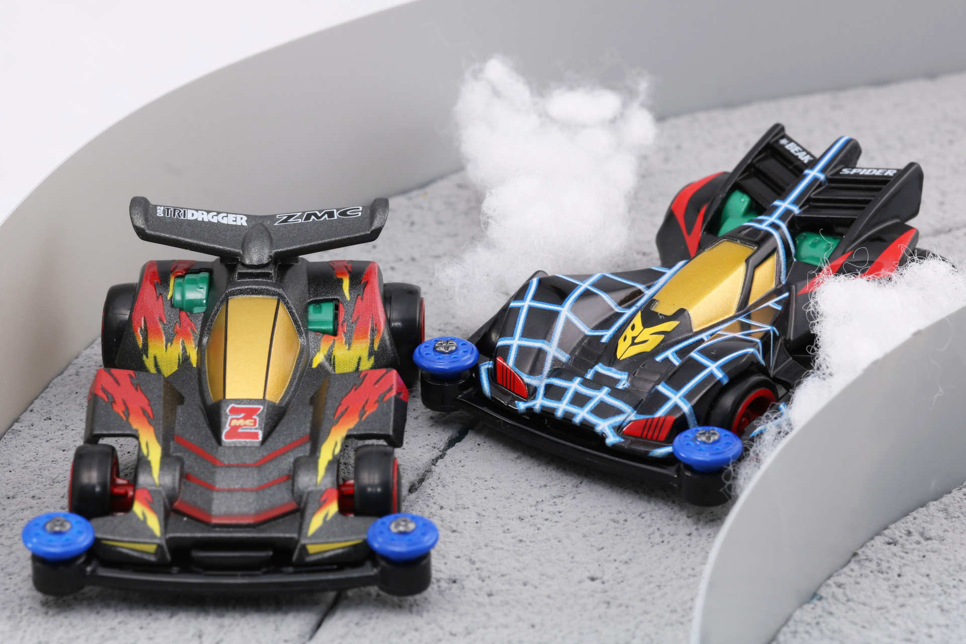 コーナーに進入。ここでビークスパイダーが最大速度に！