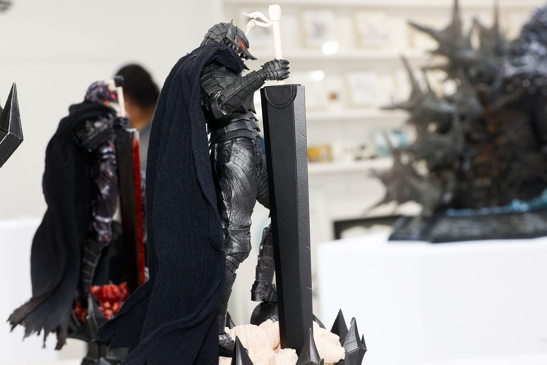 ガッツといえば大剣「ドラゴン殺し」だ