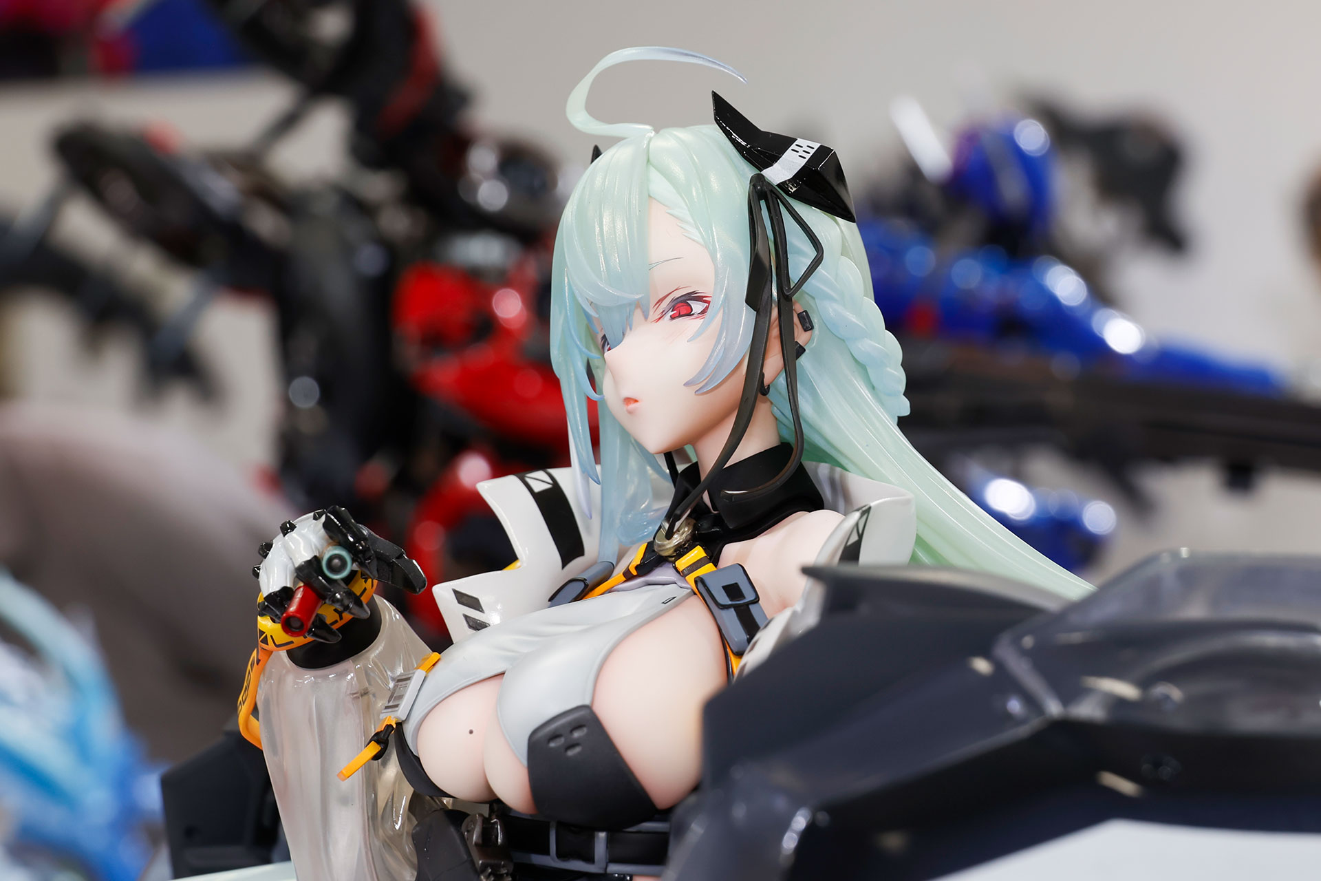 イラストがそのまま飛び出してきたかのような繊細さだ