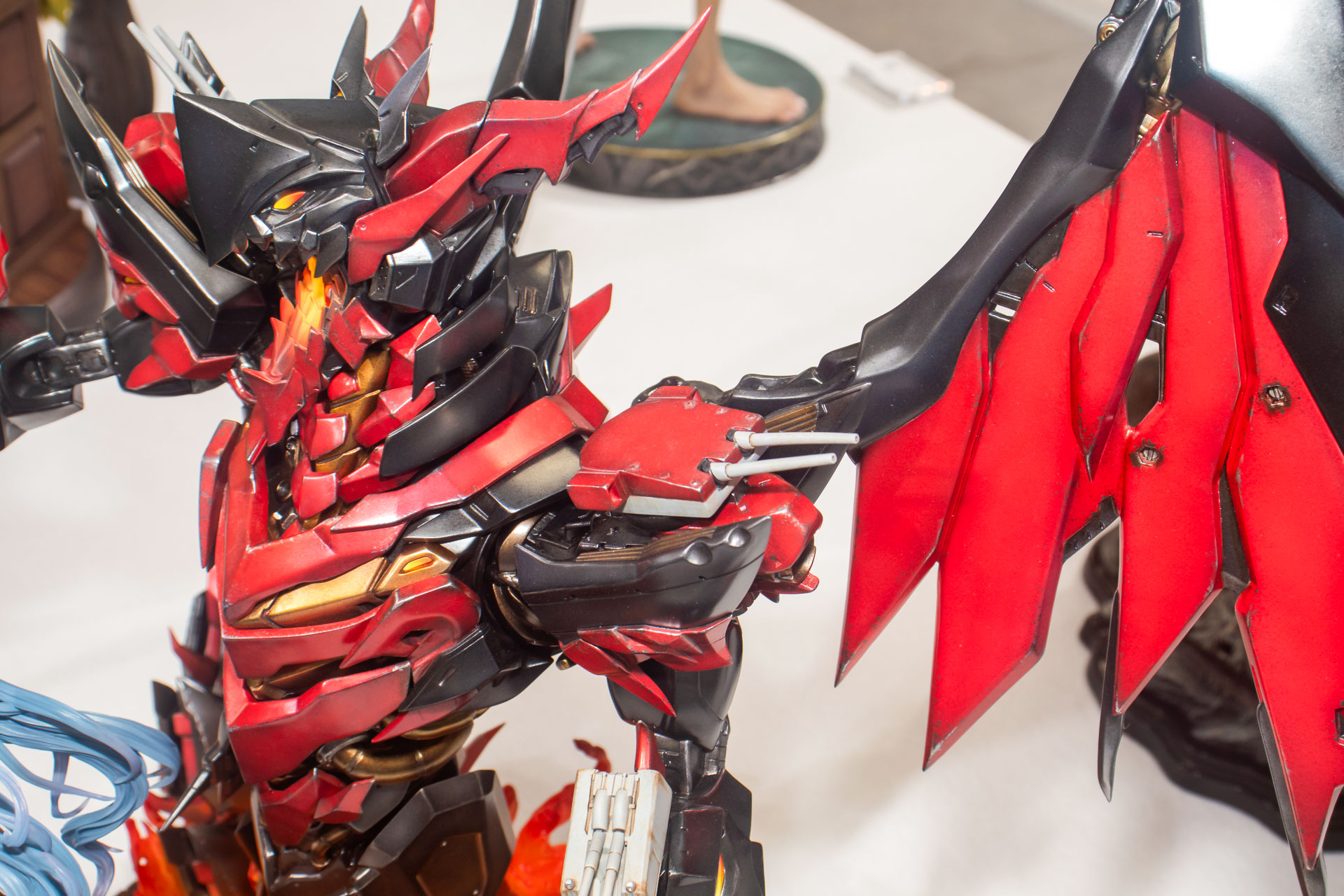 メカっぽい作りになっているところも魅力だ