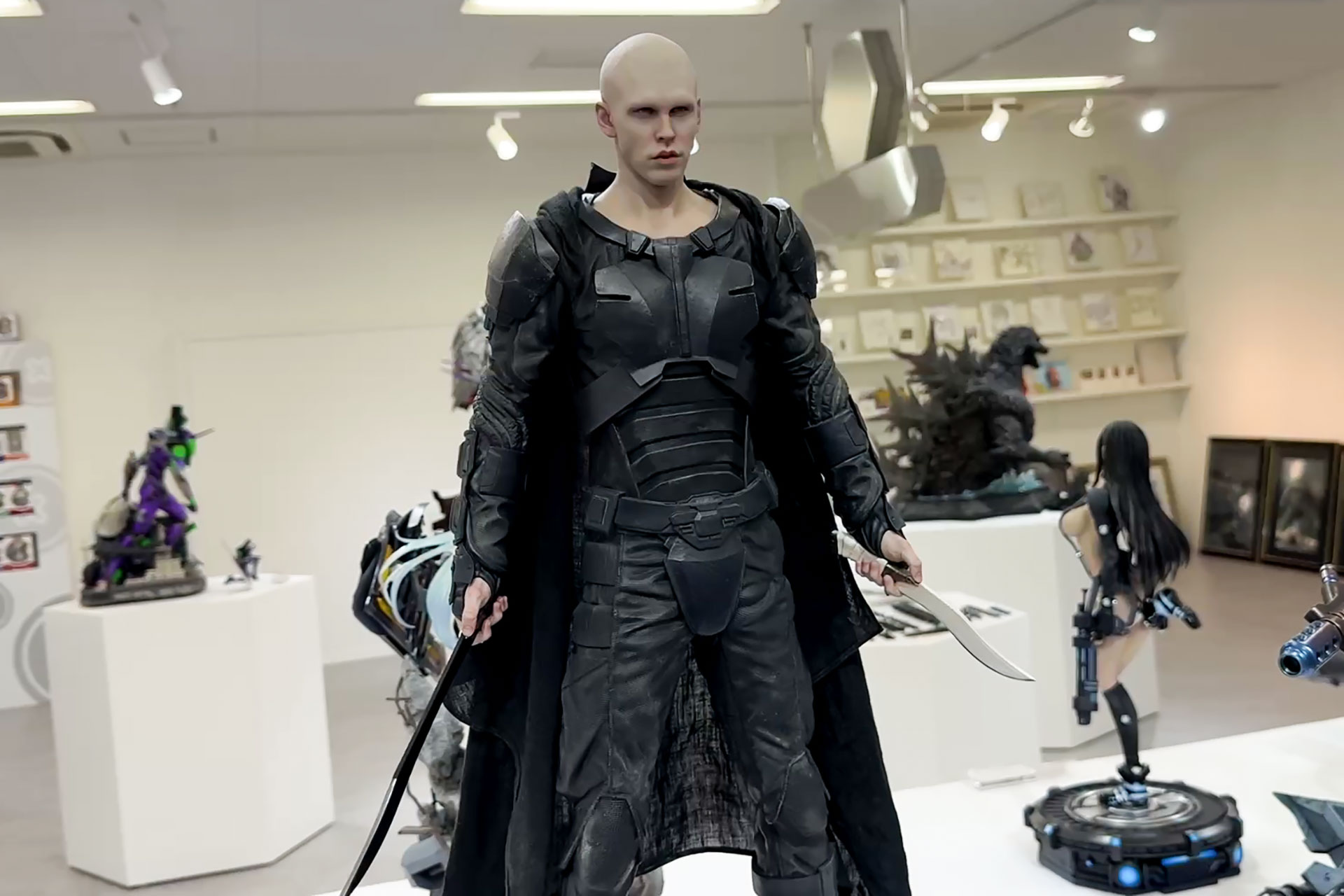 1/3スケールという大きさも圧倒的な存在感がある