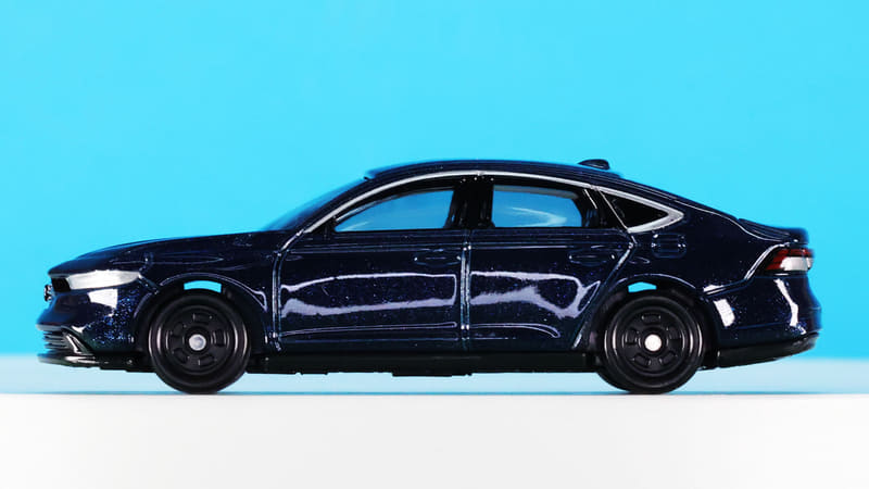 深いブルーのボディーカラー！