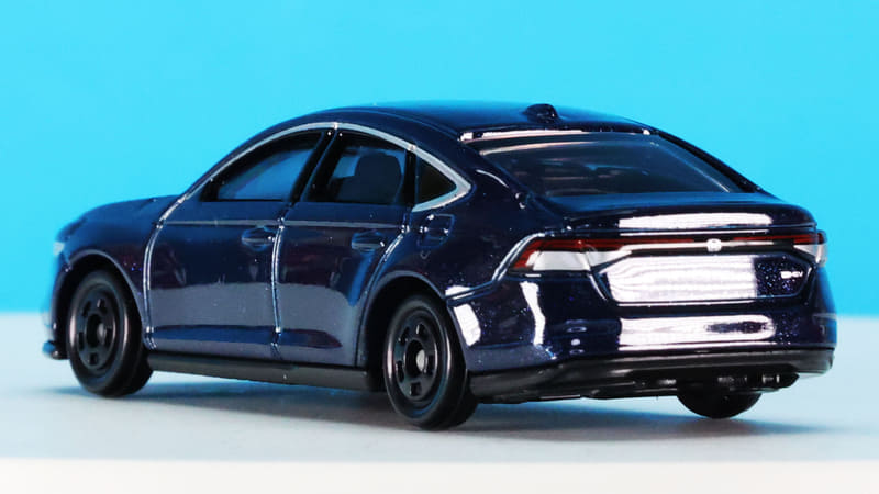 光の当たり方で刻々と表情を変え、見ていて飽きません