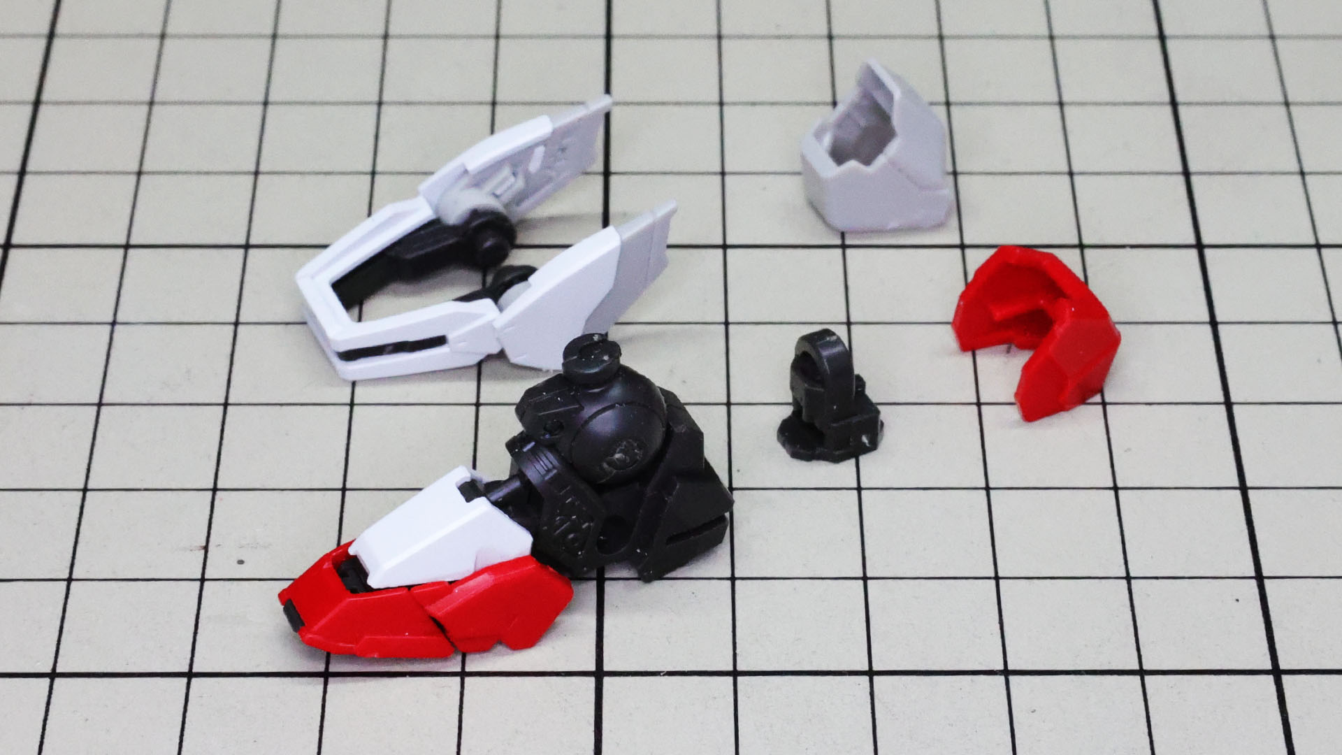 それぞれの部位を組み合わせていきます