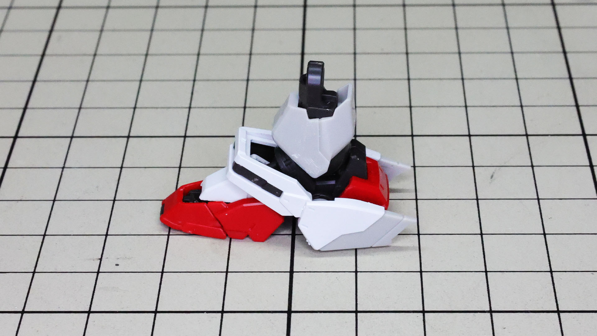 スーパーモード時にはアンクルアーマーも変形します