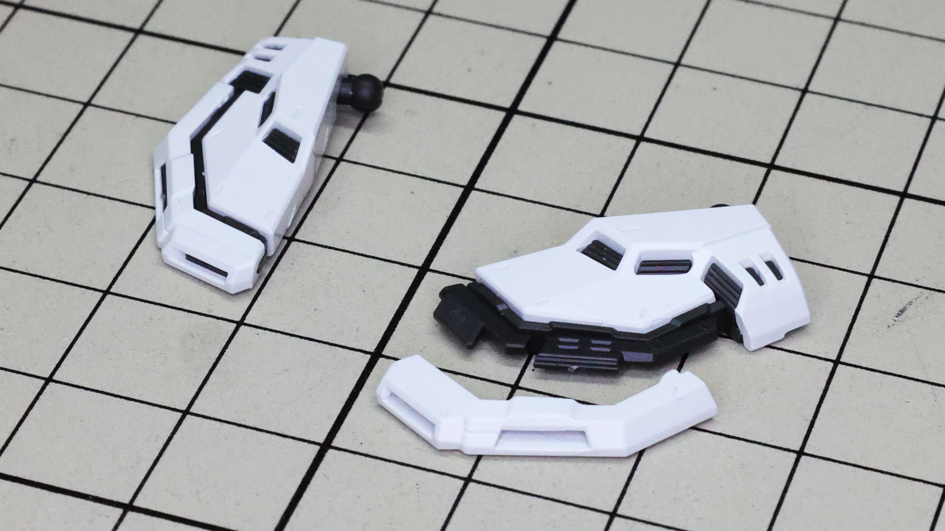 特徴的な装甲の間の黒いラインも説得力を持ってディテール化されていてかっこいいですね！