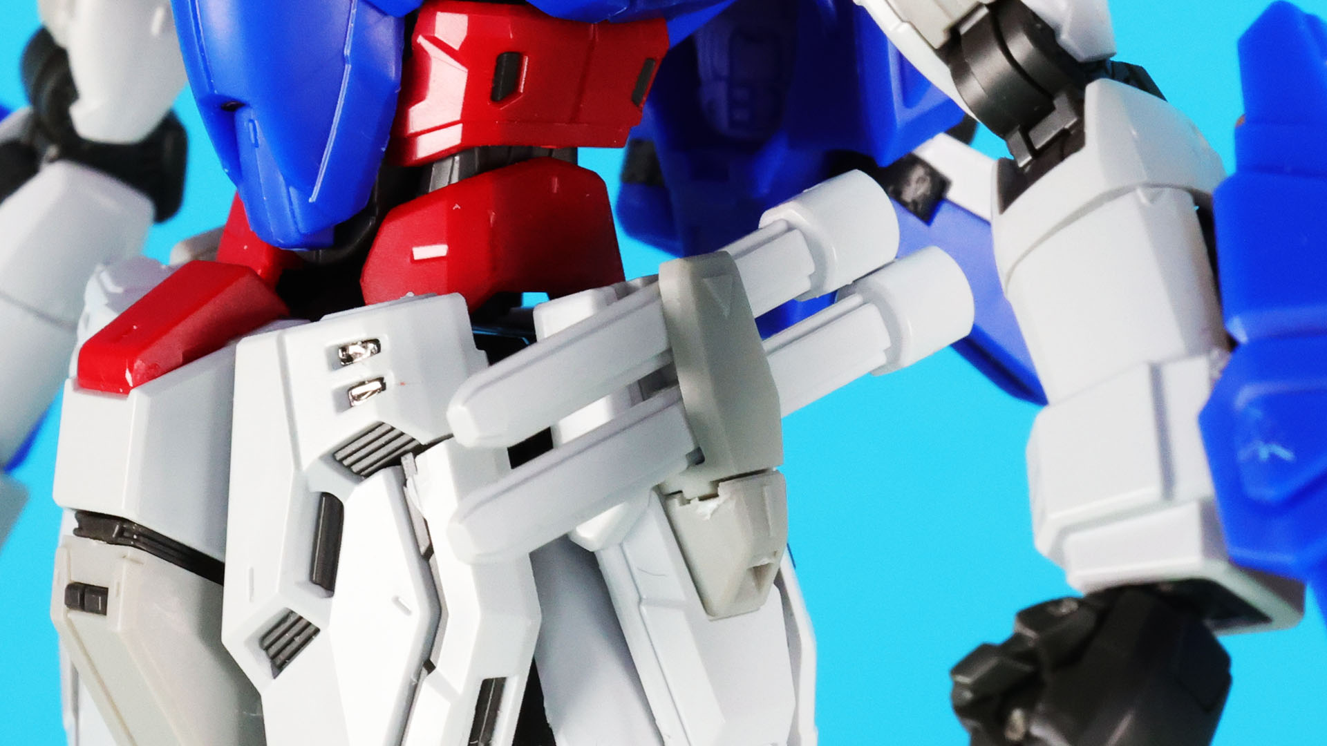 ビームソードは長短の2本を装備