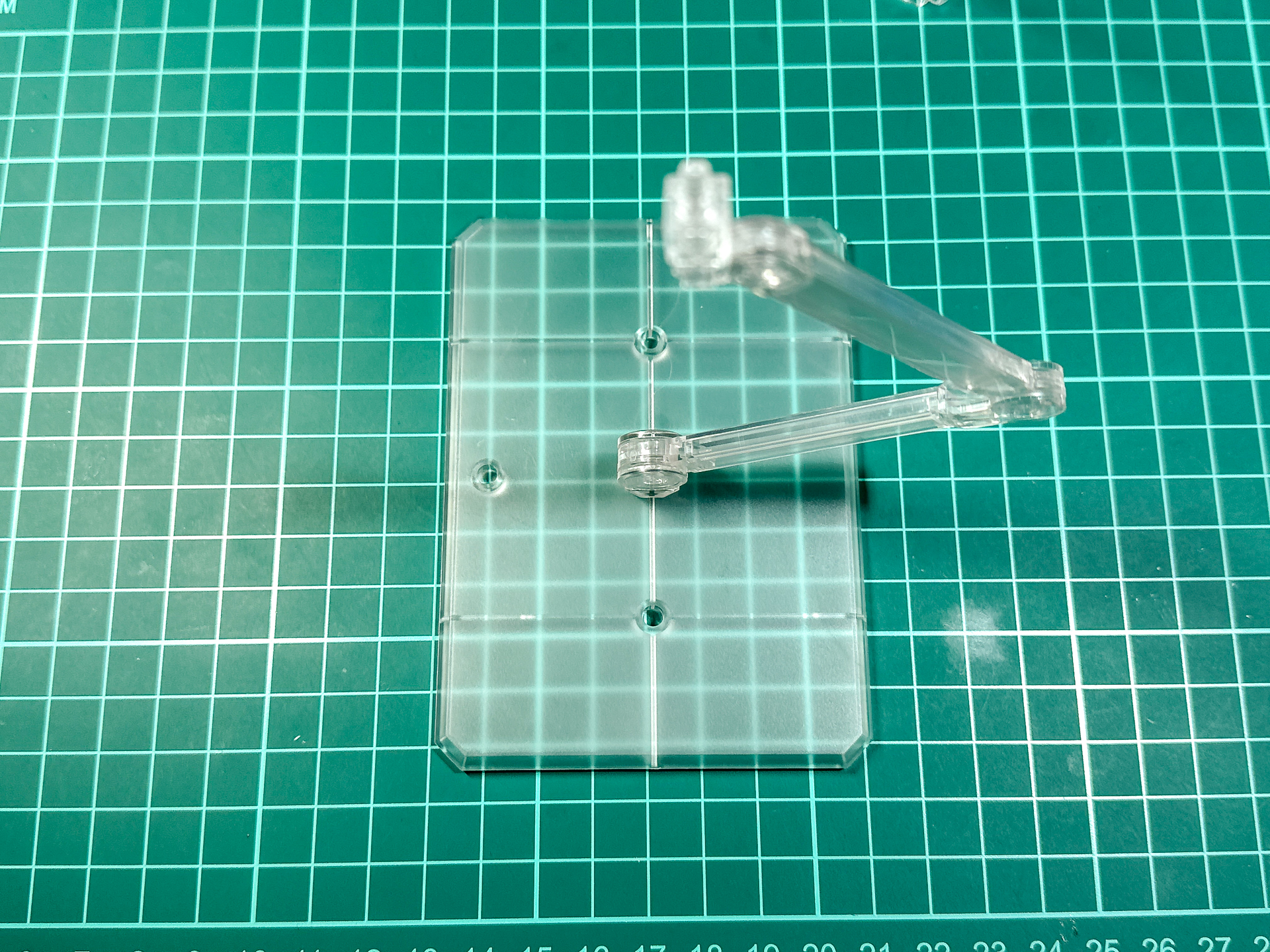 組み立てが完了したアクションベース7。アシュセイヴァーとの接続は3mmジョイントを使用します。