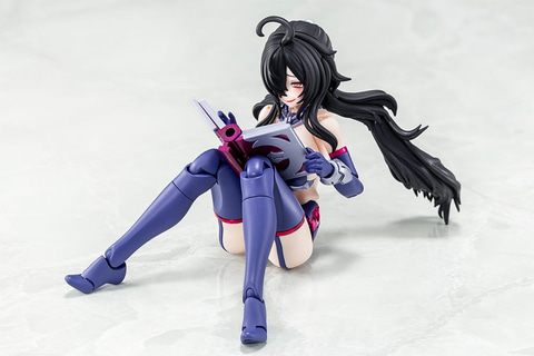 メガミデバイス」より「皇巫 ツクヨミ レガリア」が本日発売