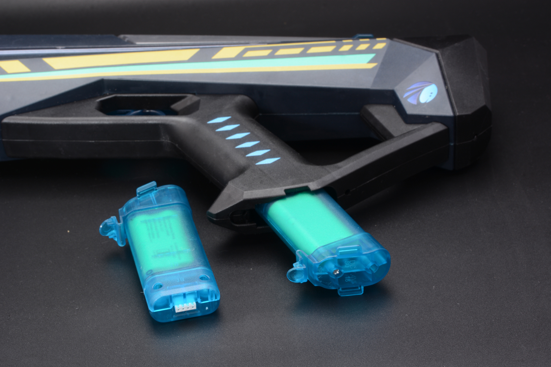 本商品にはバッテリーが2つついているのも特徴だ