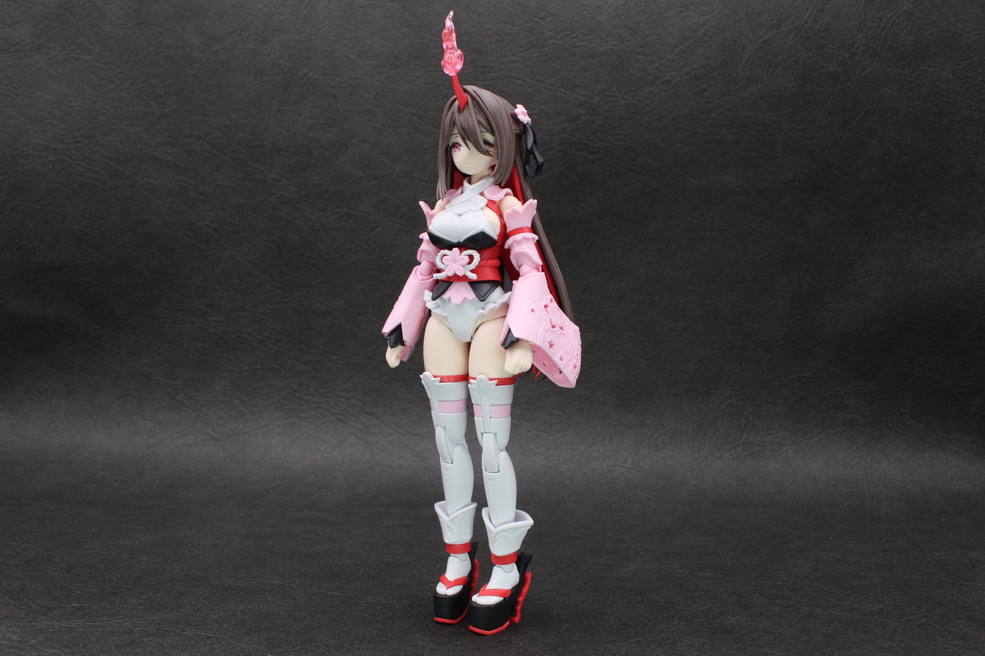 完成したシュレミ。造形が凝っている割には比較的作りやすい設計だった