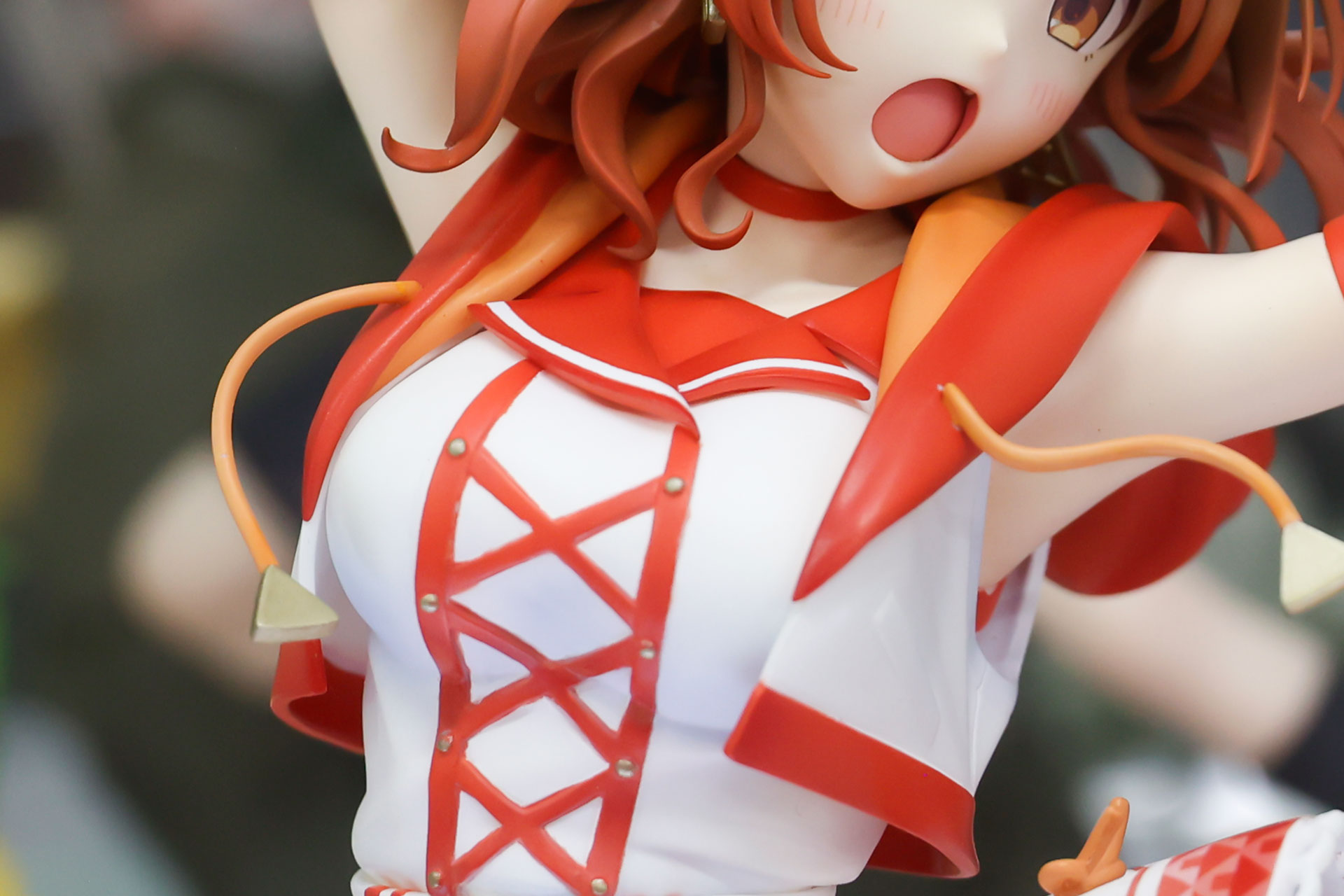 アイドルらしい衣装だ