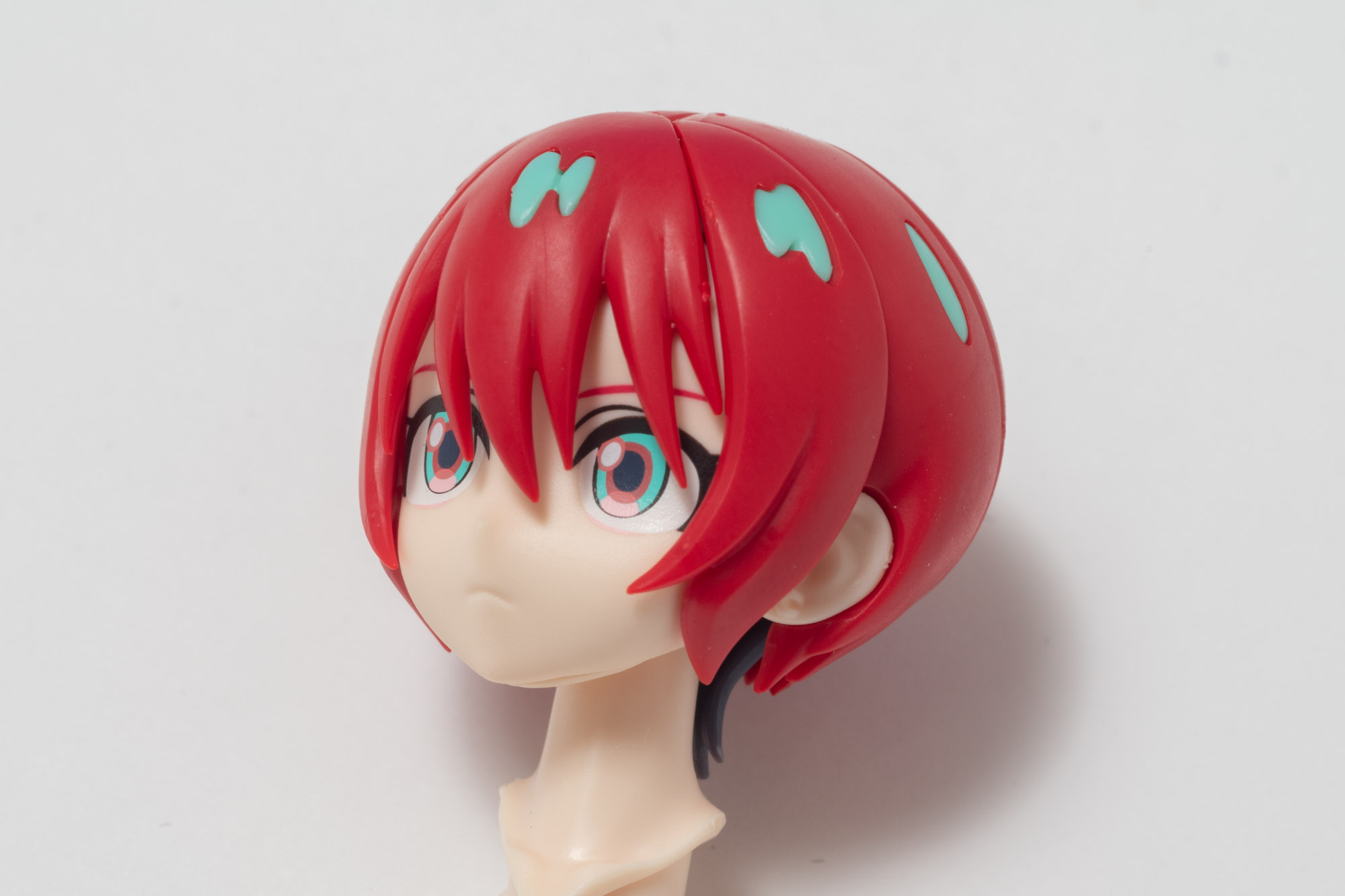 顔の完成！４色を使い高い再現度となっている。