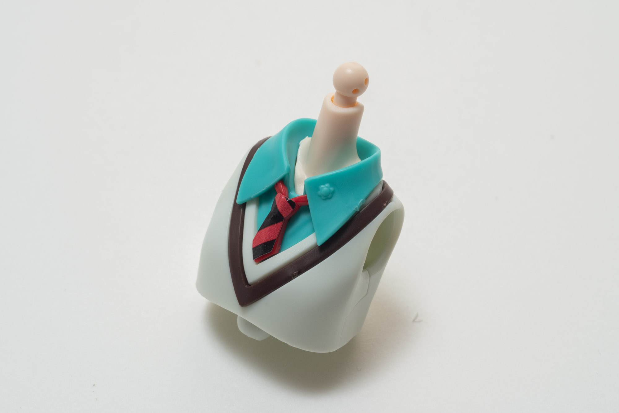 ナチュラルな感じの胸部が完成。