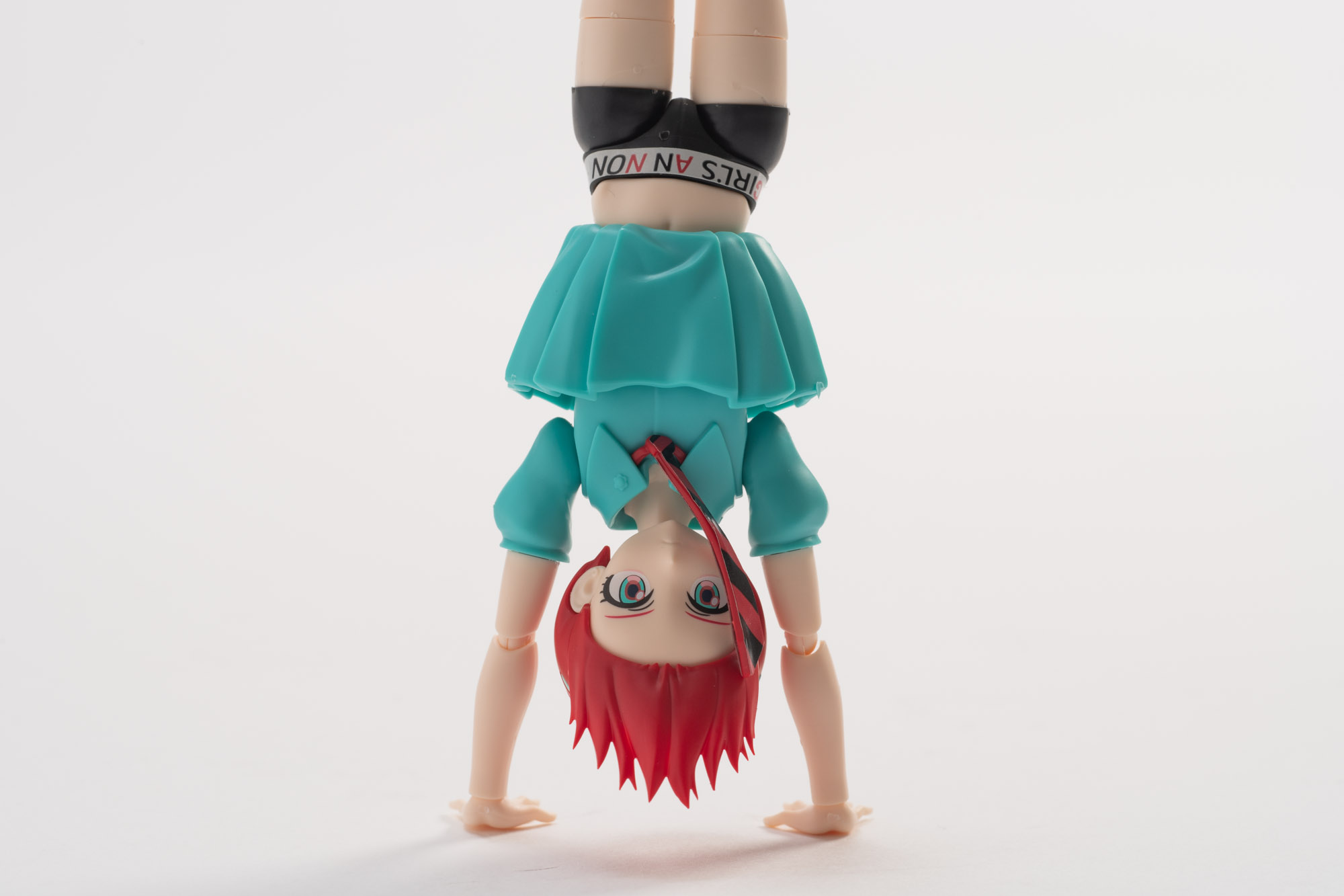 下着のデザインの再現度や、ネクタイの垂れ具合など、細かいディテールが忠実なところが非常にいい。