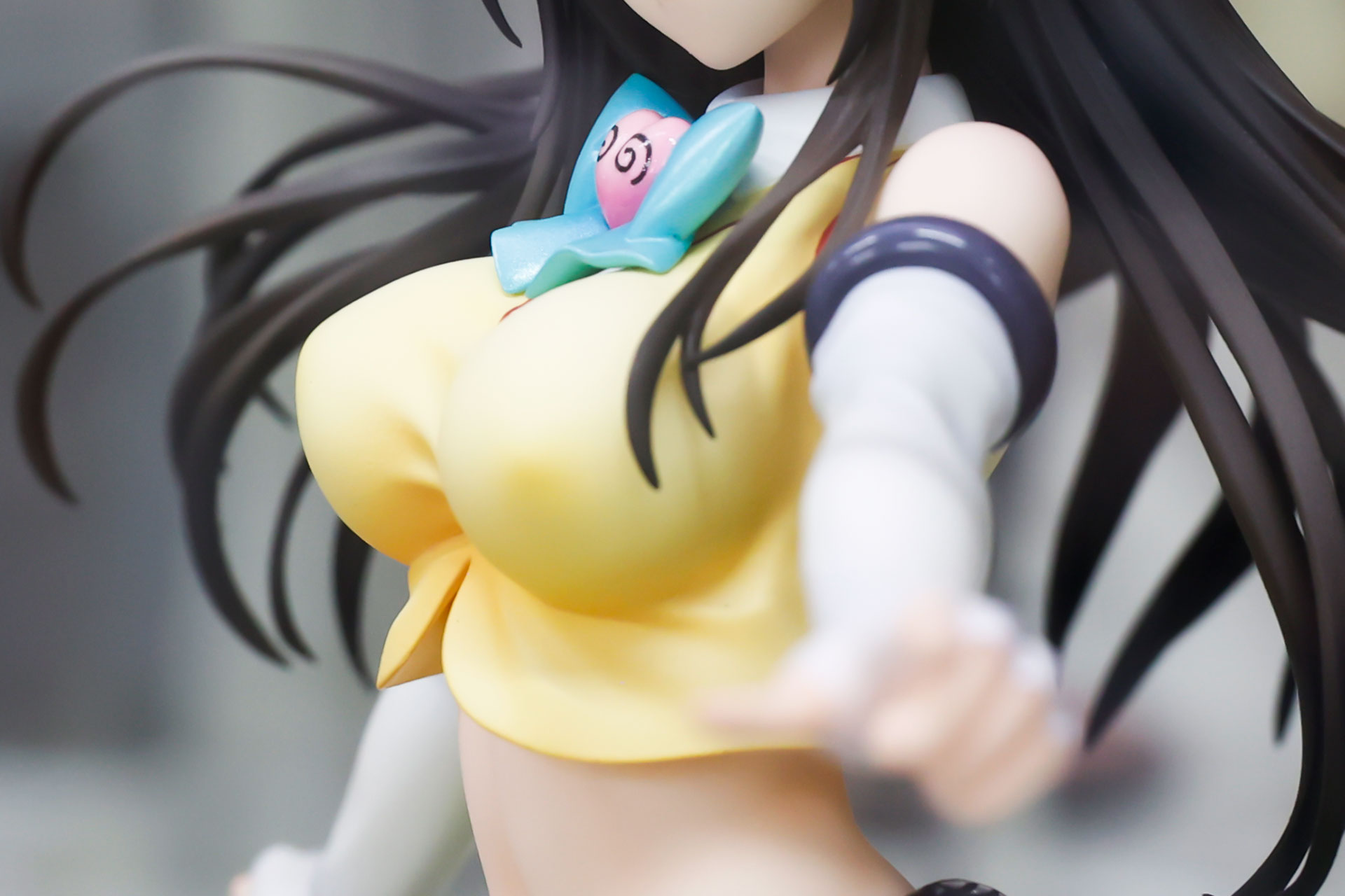 セクシー過ぎて構内の風紀が乱れてしまいそう!?