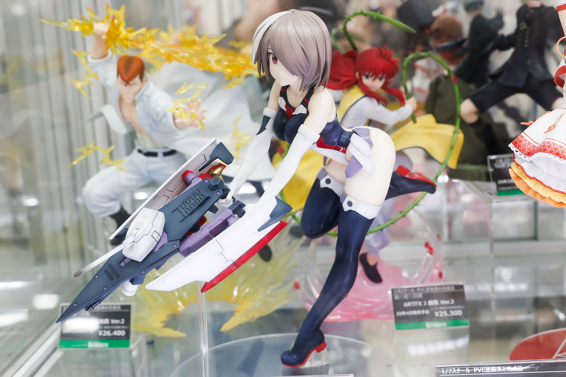 まだ予約開始前ということで、フィギュアの詳細は不明だ