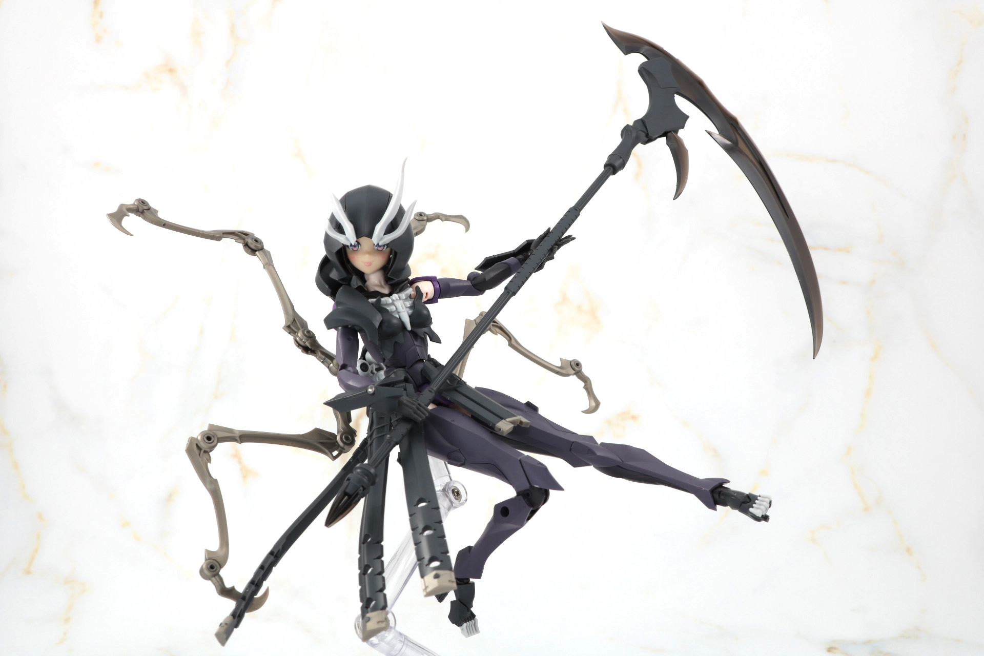 拡張スキンパーツでもアクションポーズが可能