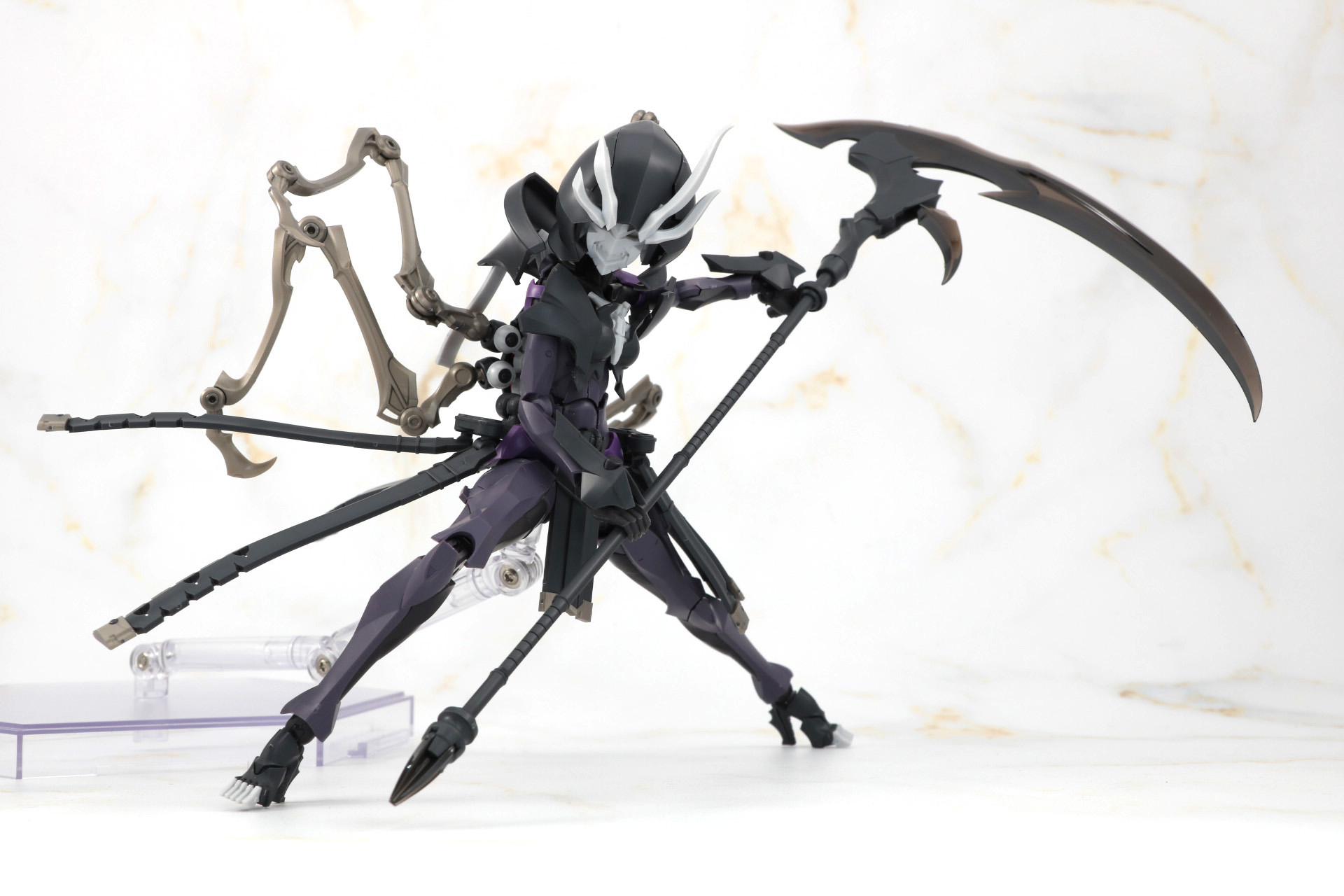 両手持ちによる構え