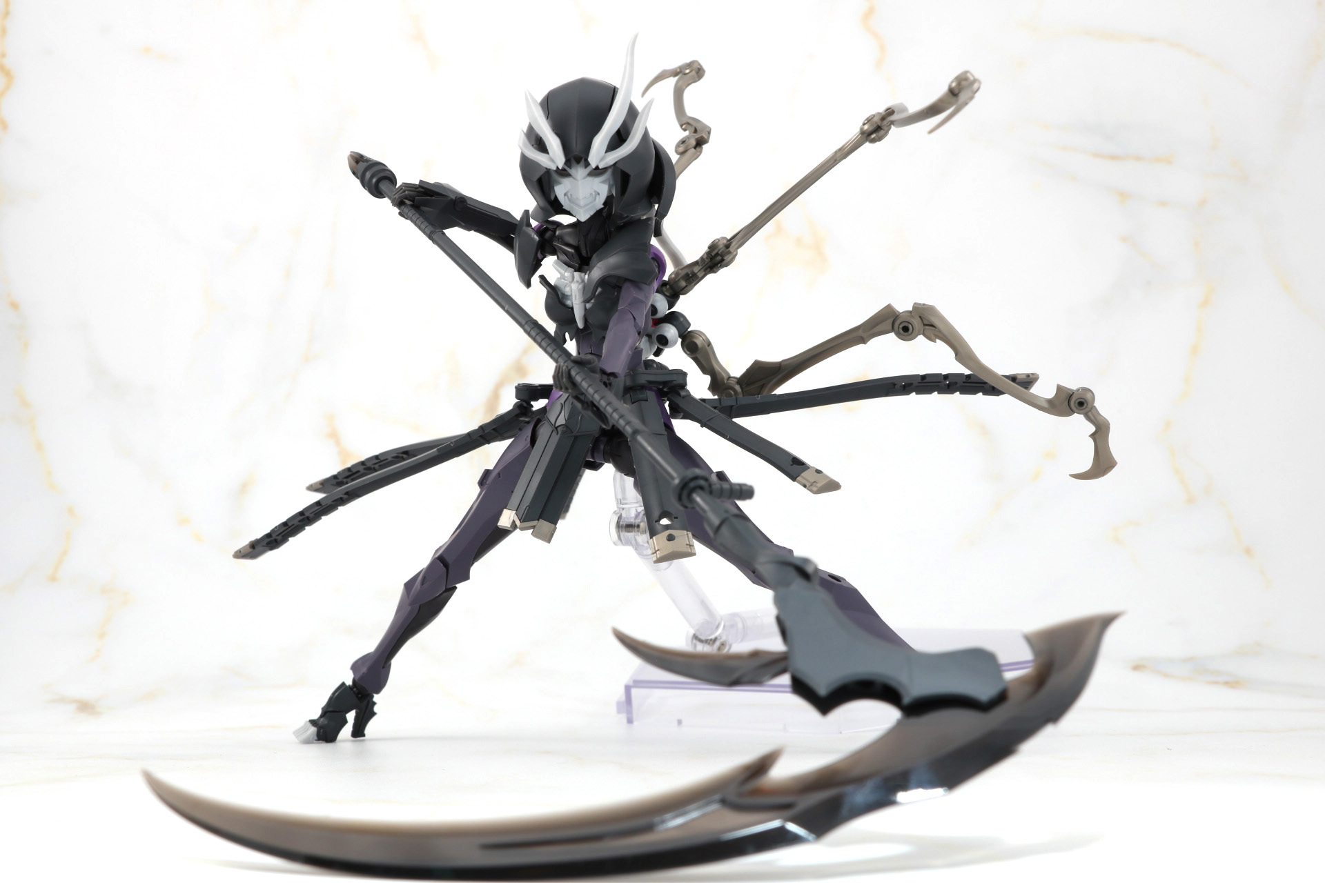 柔軟な手足の可動で幅広いアクションが可能