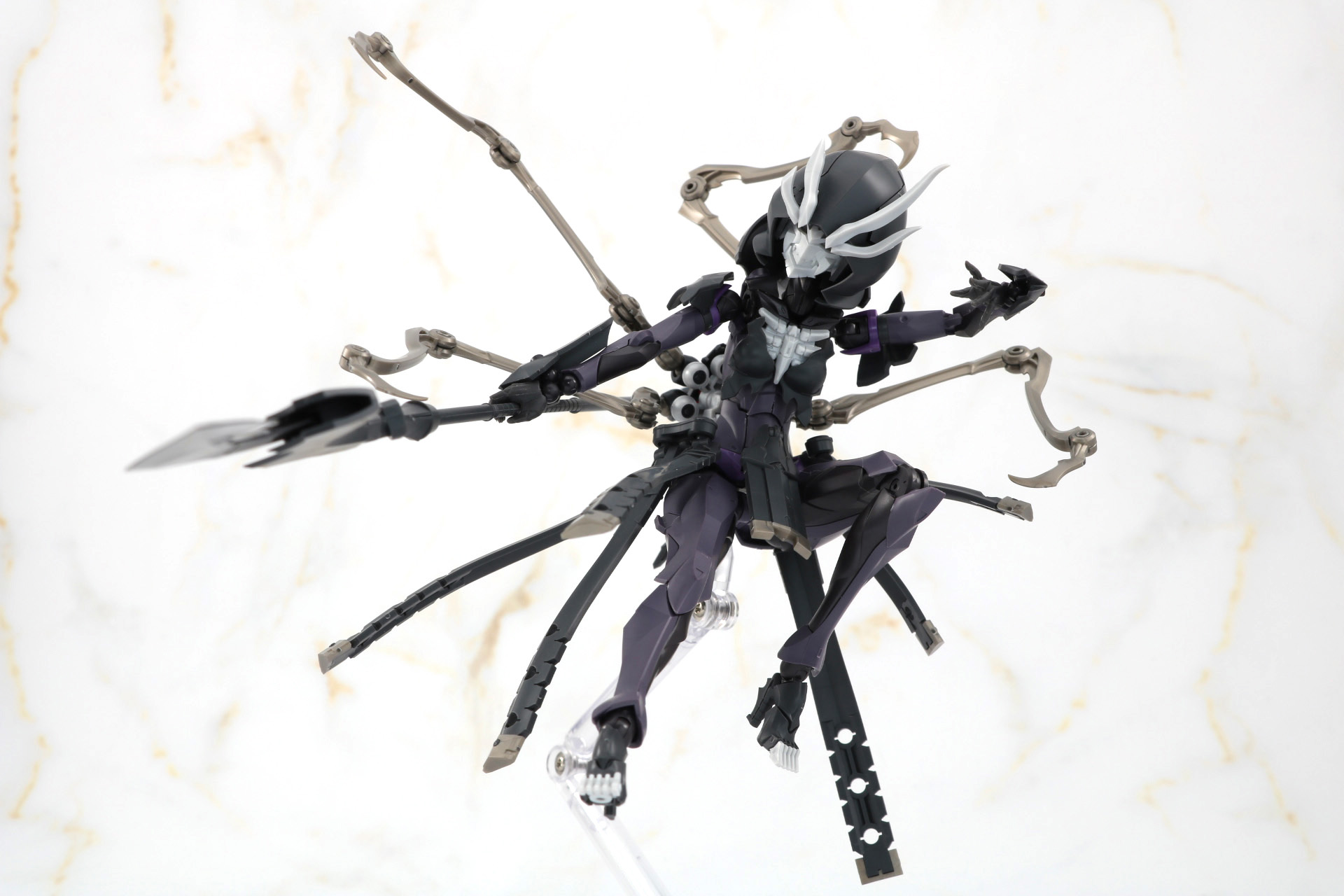 「マジックスタッフ」を構えたアクション