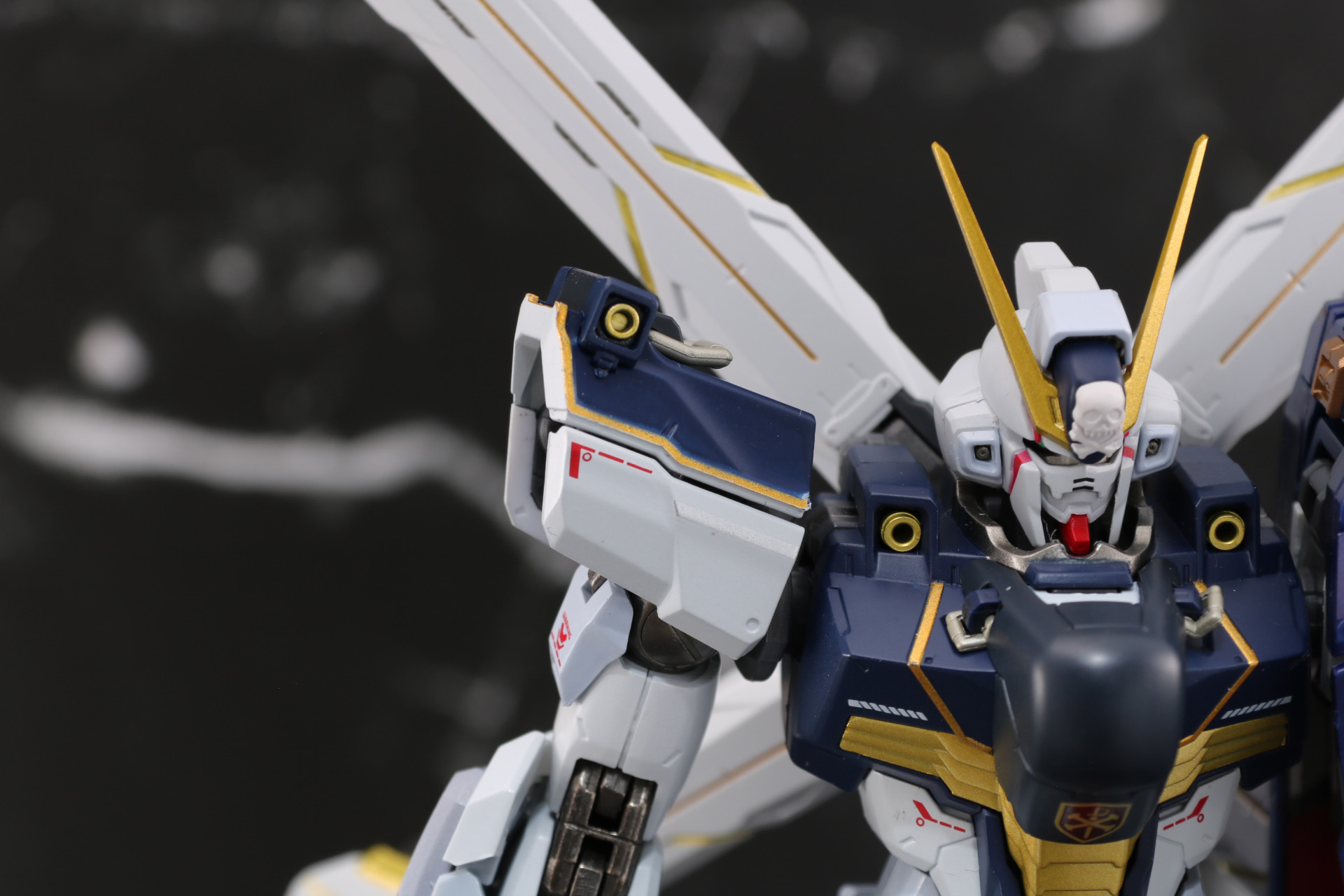 右肩部にジェネレーターを装着