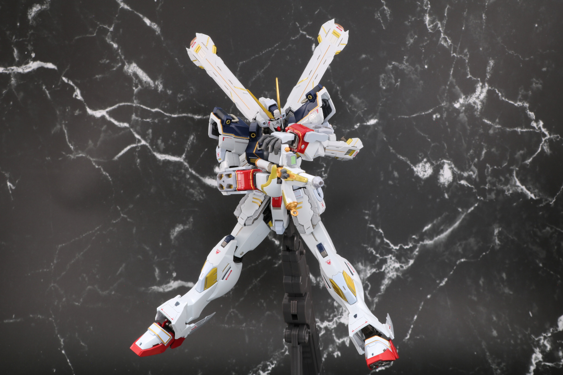 バスターガンとビーム・ザンバーを連結したザンバスター