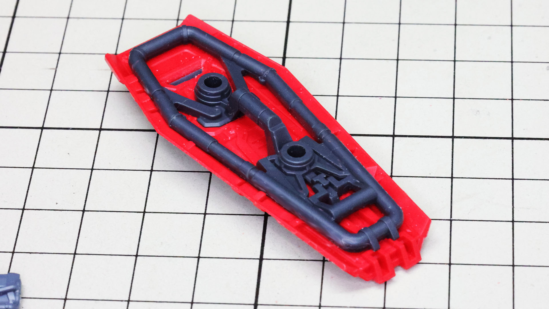 シールド裏のフレームがかっこいい！