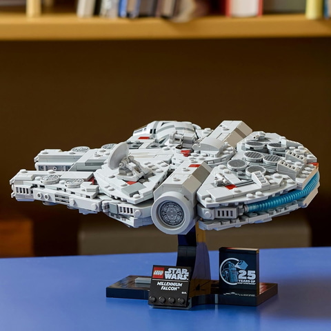週末セール!スターウォーズ 2点セットBB-8&R2-D2 ミレニアムファルコン 週末セール!スターウォーズ 2点セットBB-8&R2-D2 ミレニアム