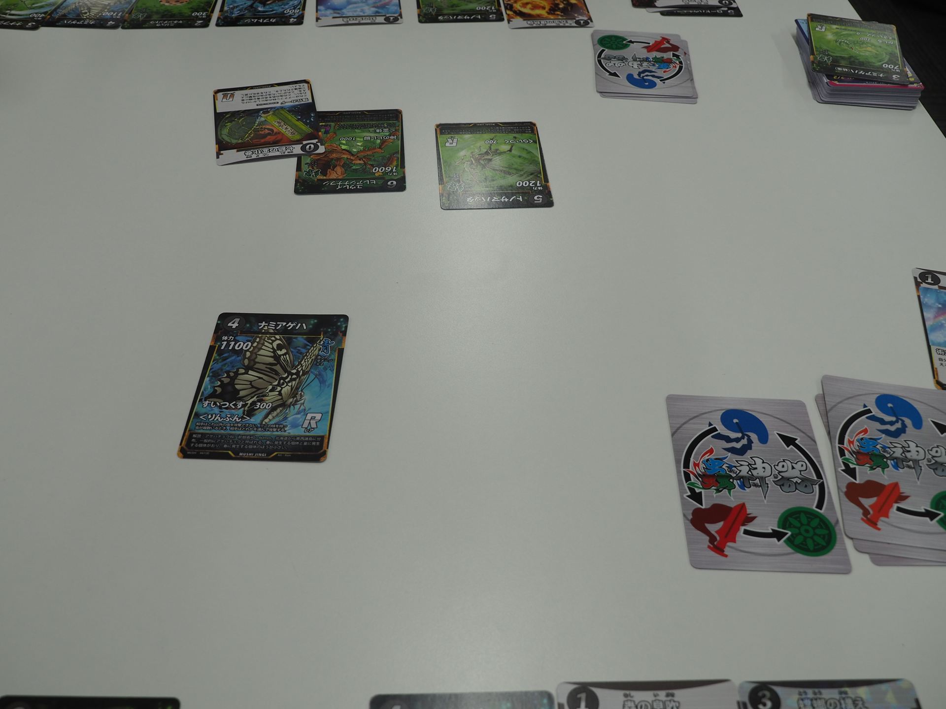 満を持してユウレイヒレアシナナフシを出すNIZAさん。そのまま逆転負けしてしまった