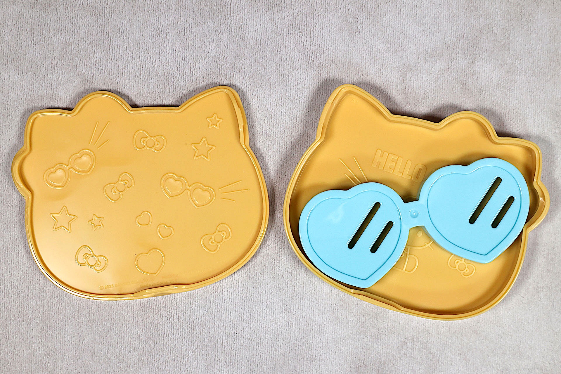 蓋を開けたところ