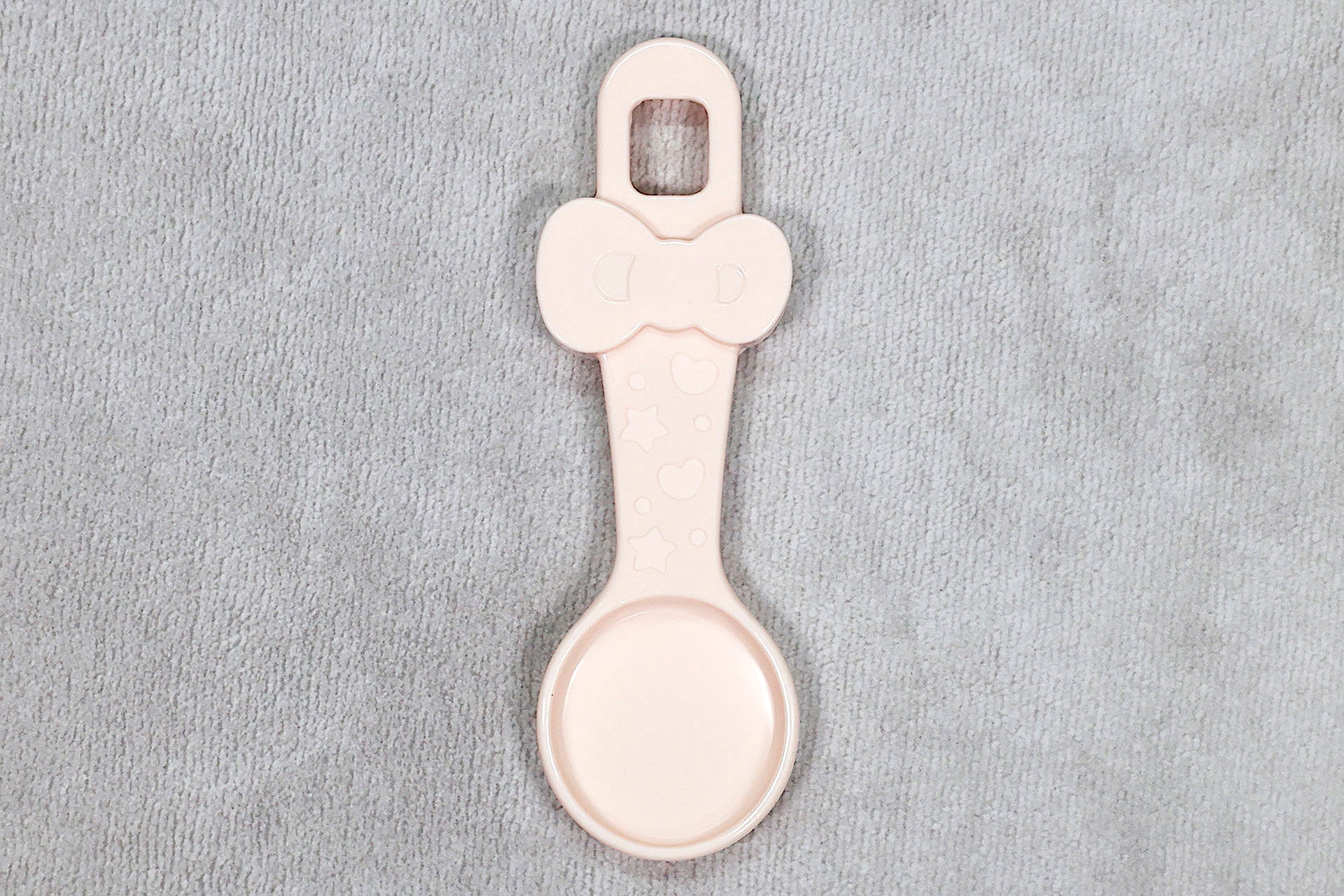 こちらはスプーンだ