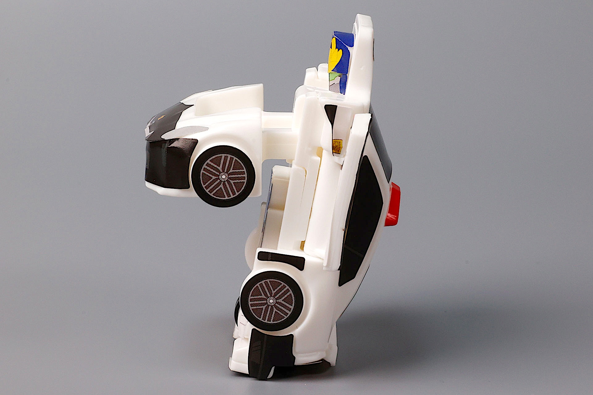 ポリスブレイバーを横から見たところ