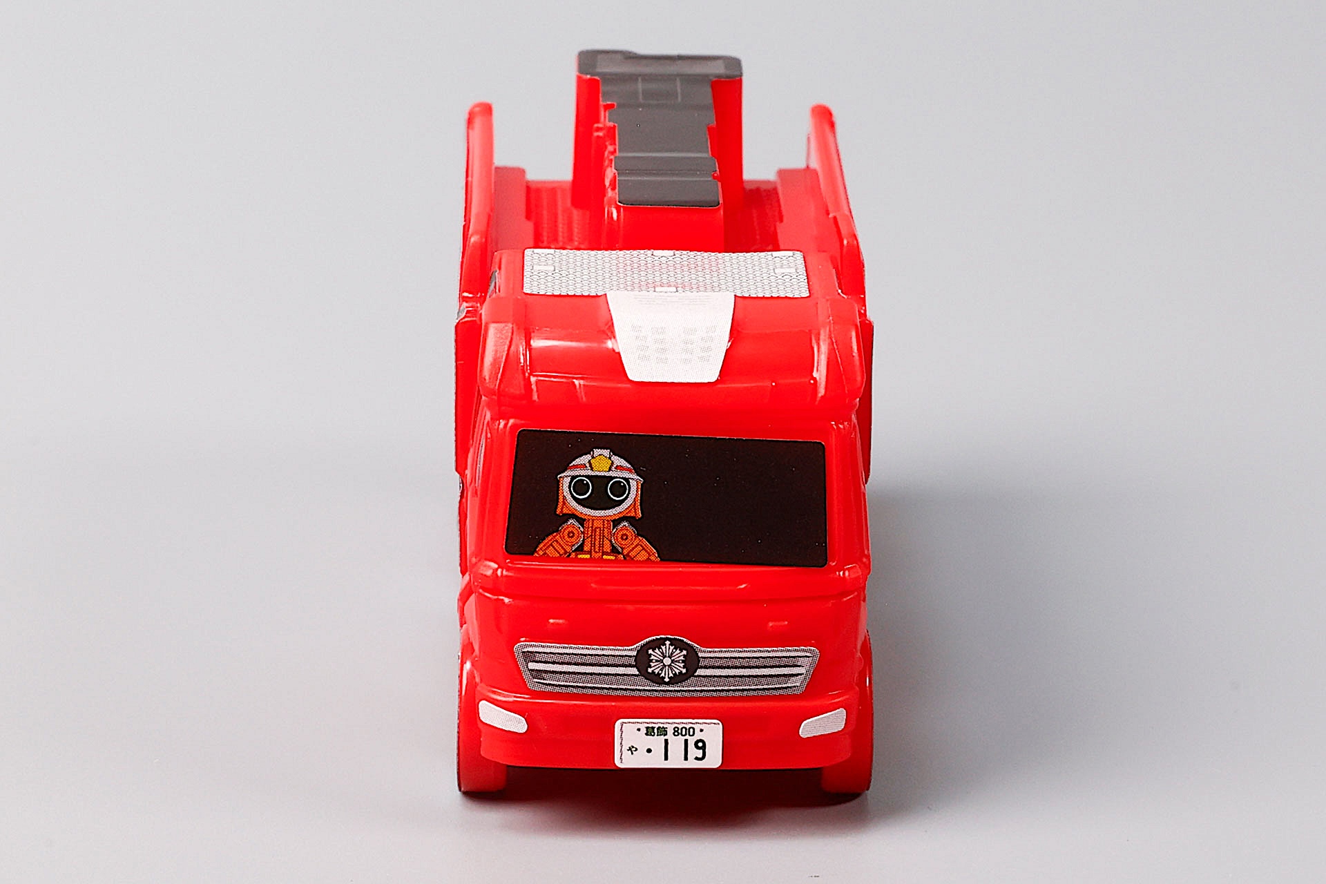 消防車らしいフォルムだ