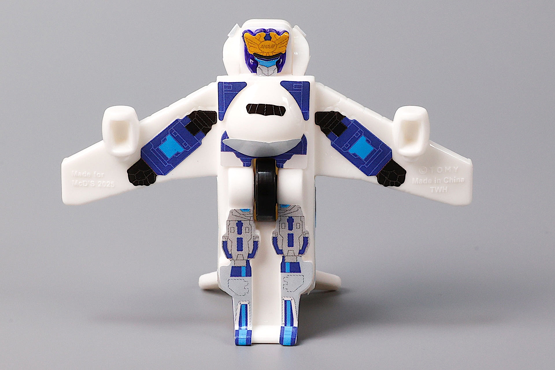 こちらがスカイブレイバーに変形したときの状態だ