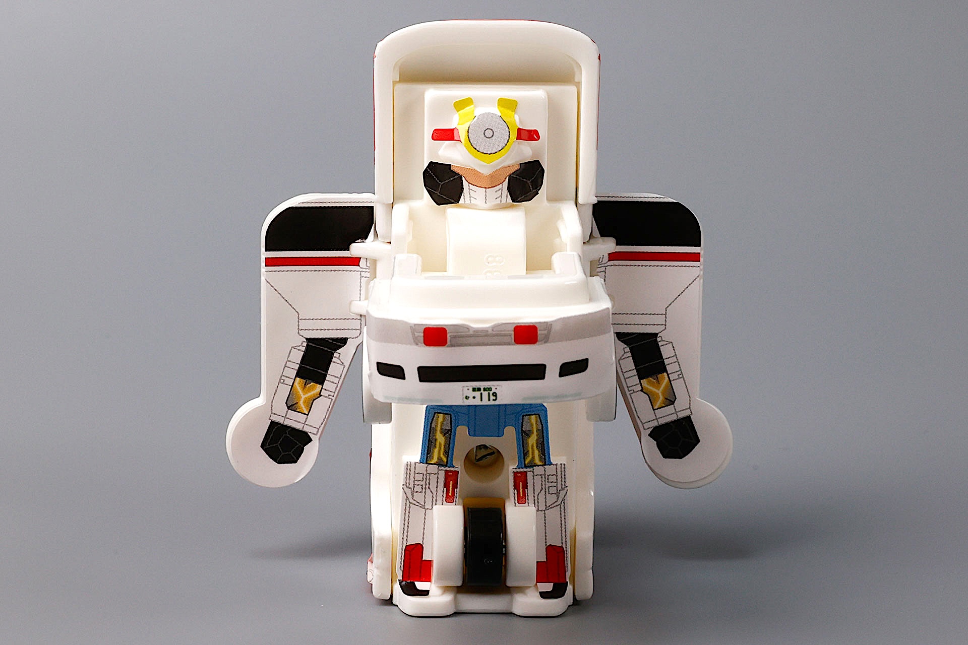 メディブレイバーに変形したところ