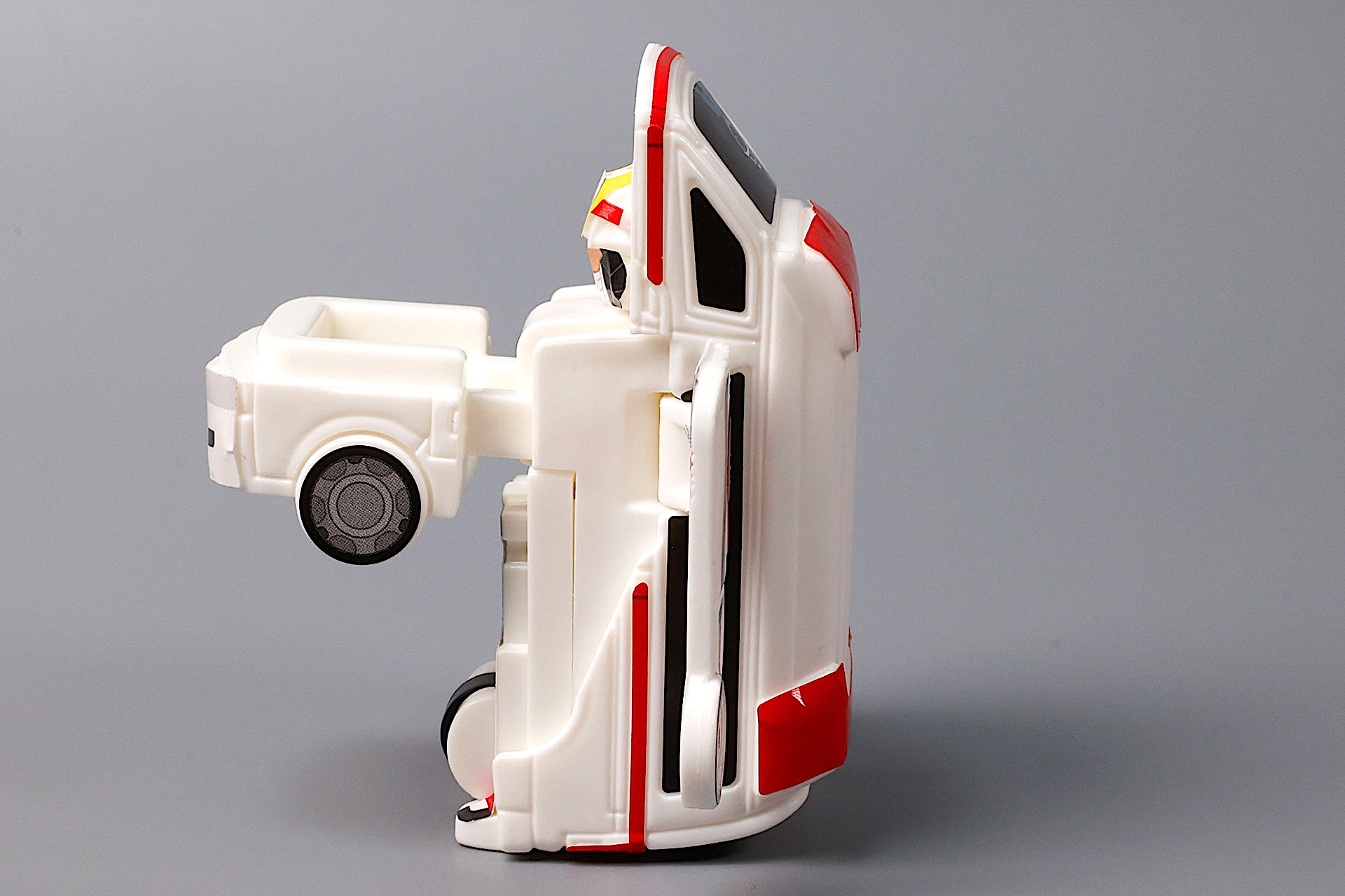 横から見ると面白い形になっている