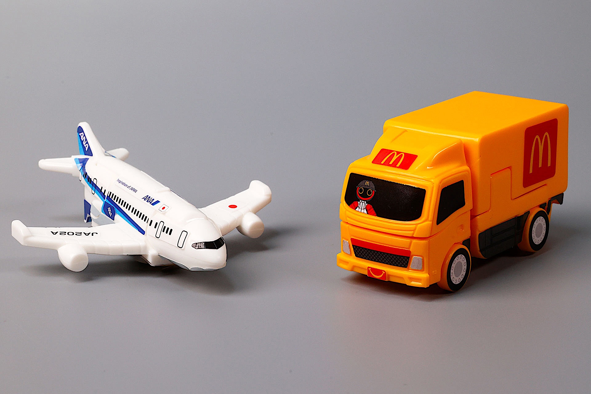 中にはちょっと変わった乗り物も！？