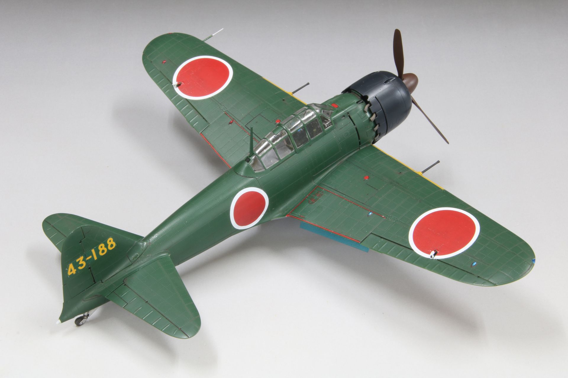 1/48 帝国海軍 零式艦上戦闘機五二型 甲（三菱製）
